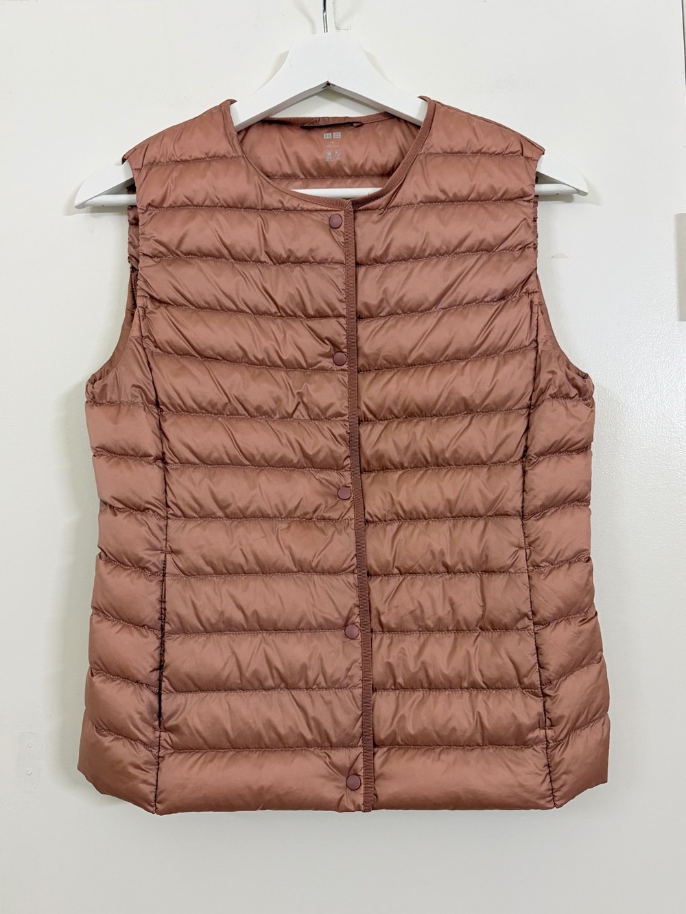 Uniqlo Ultra Light Down Compact Vest Dusty Rose Pink Puffer Snap Front M